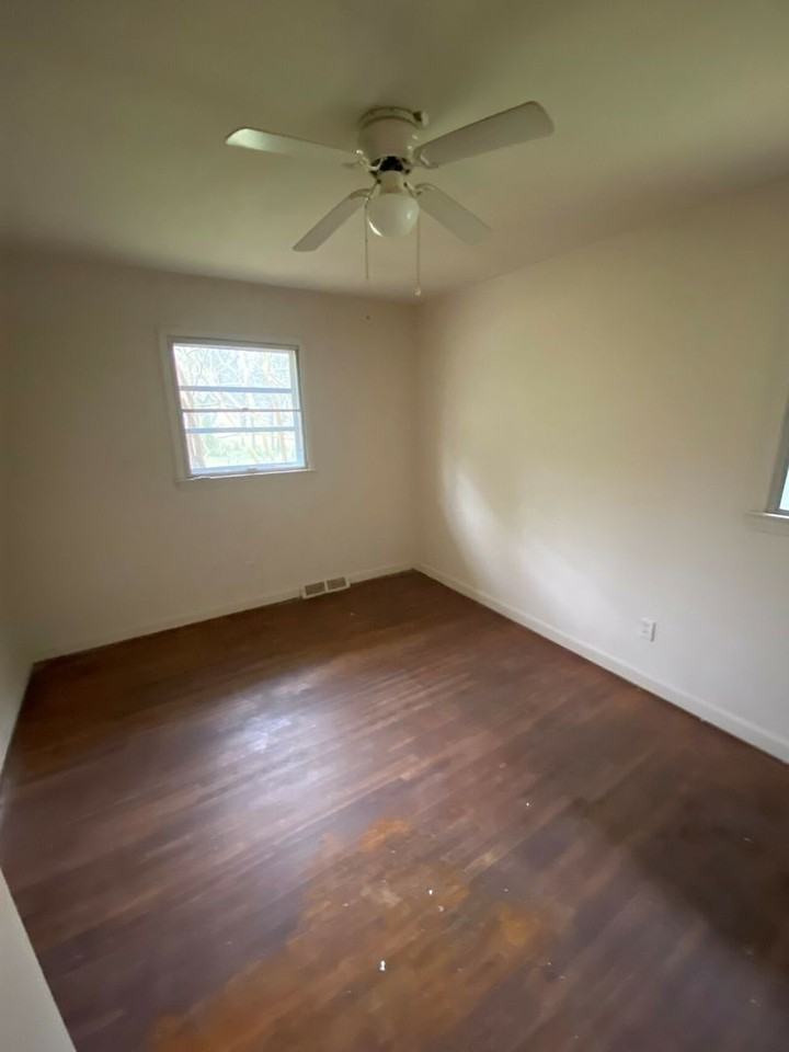 14533 Idlewild Rd - Photo 5 of 11