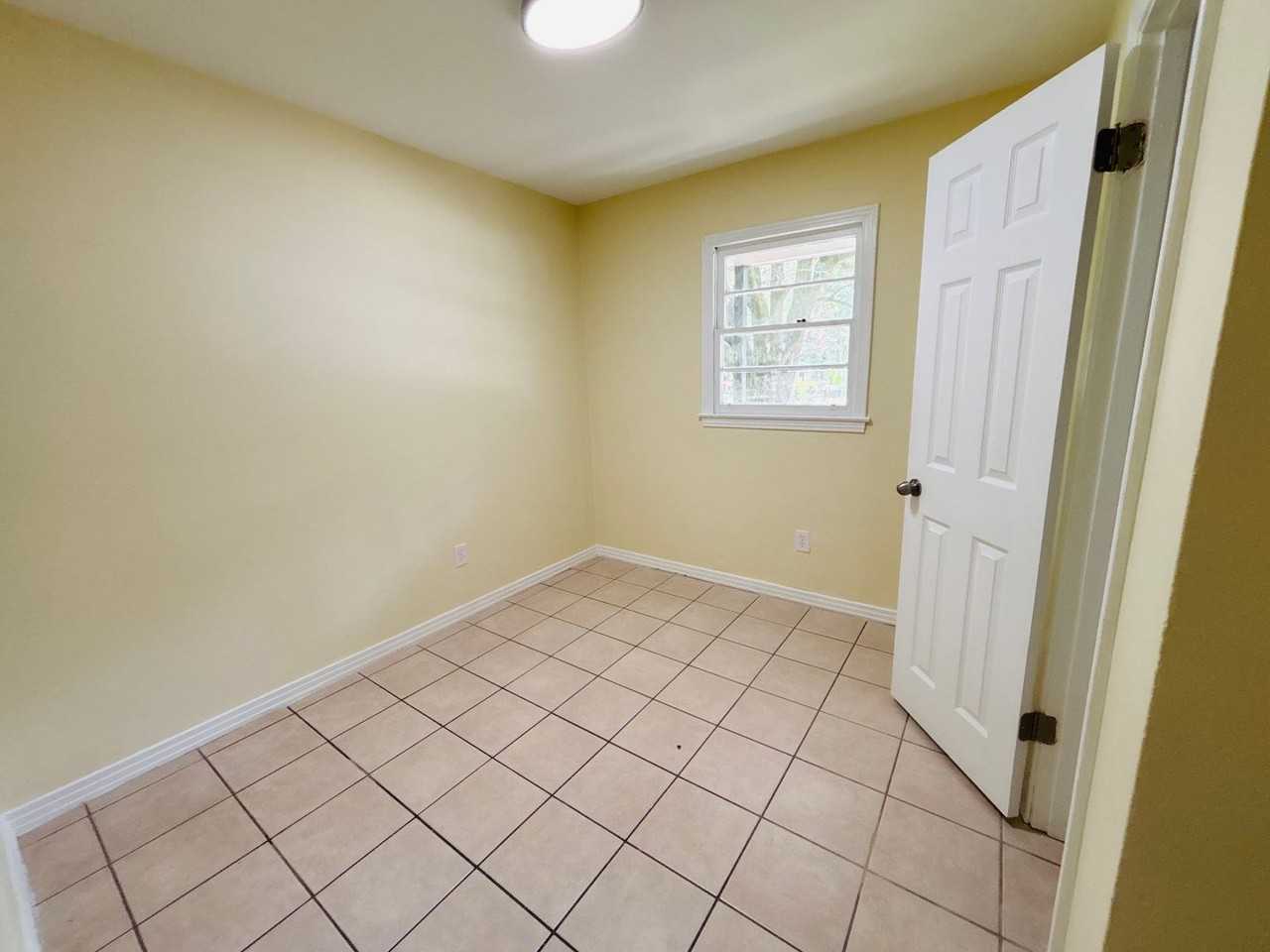 6804 Anders Dr - Photo 6 of 10