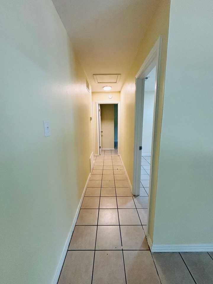 6804 Anders Dr - Photo 7 of 10