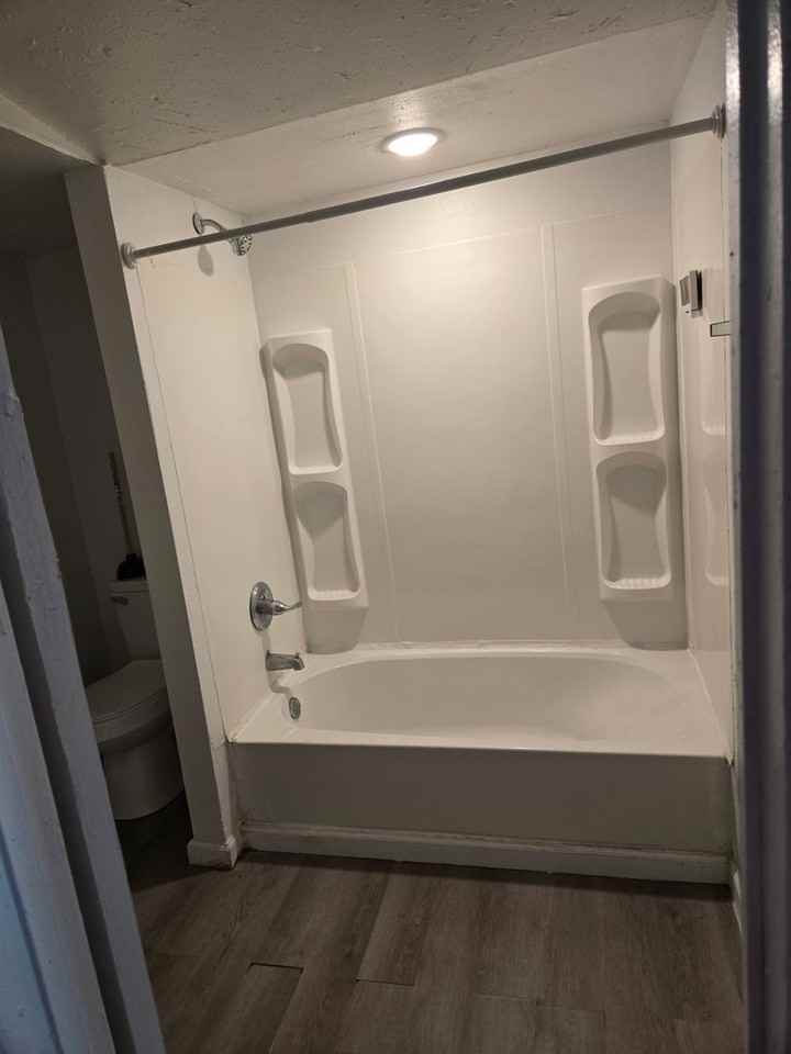 1882 N Jefferson Ave - Photo 7 of 18