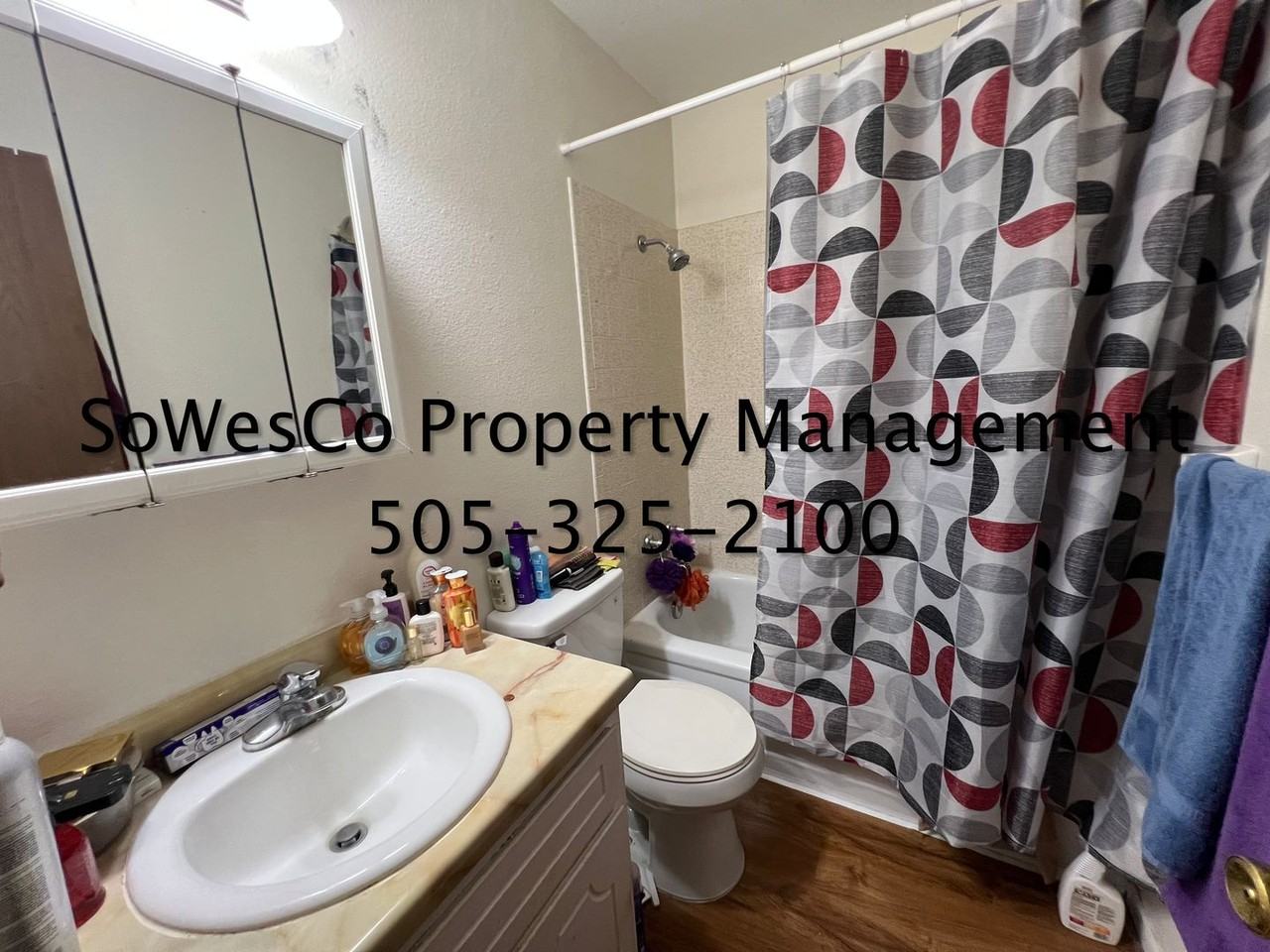 5512 Beech St - Photo 7 of 10