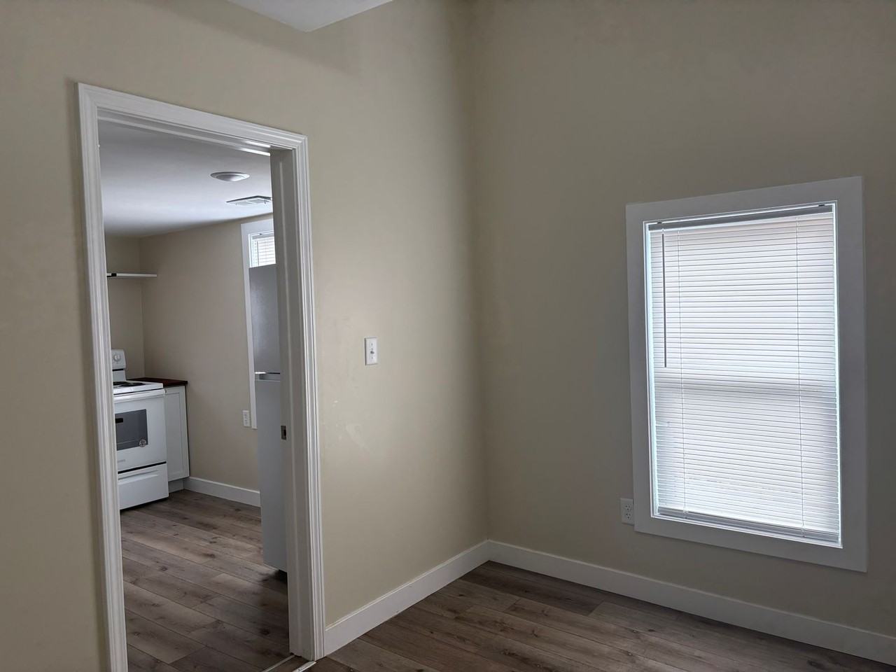 1114 N 8th St - Photo 4 of 8