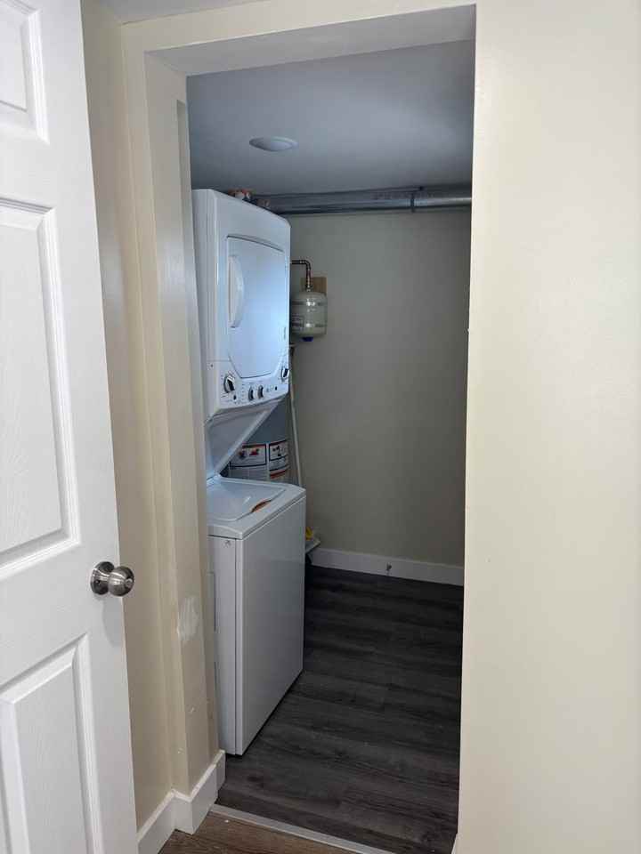 1114 N 8th St - Photo 6 of 8