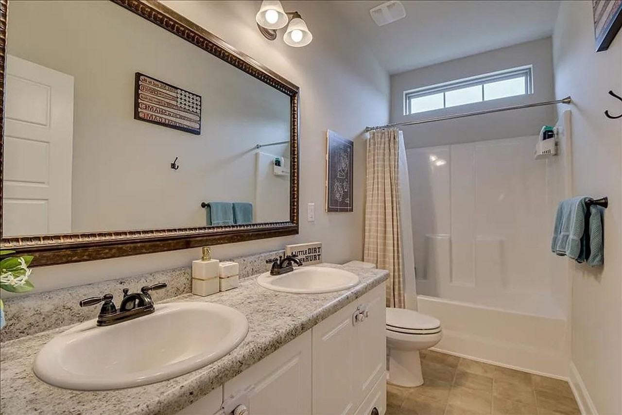 149 Beallwood Dr - Photo 4 of 26