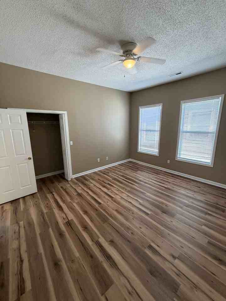 E Tuscaloosa St #520A - Photo 2 of 14