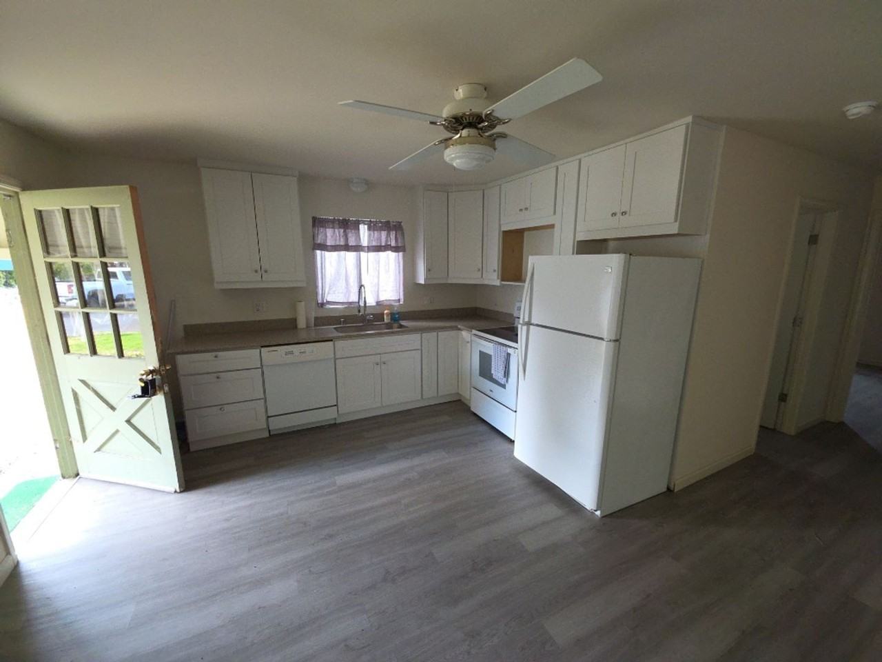 535 Esplanade St - Photo 3 of 8