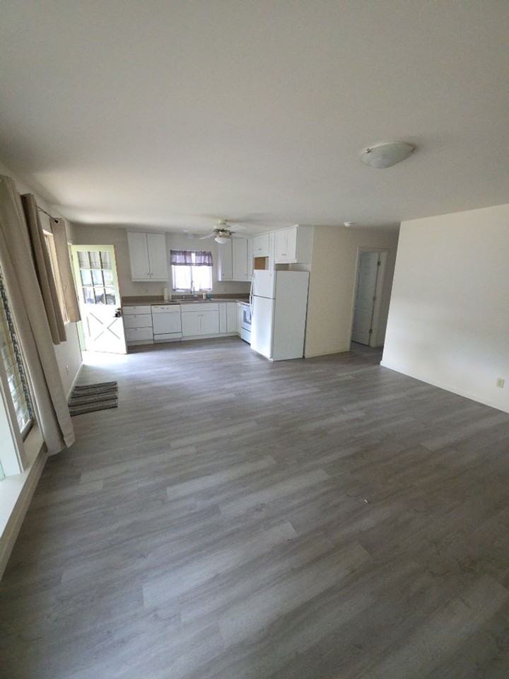 535 Esplanade St - Photo 4 of 8