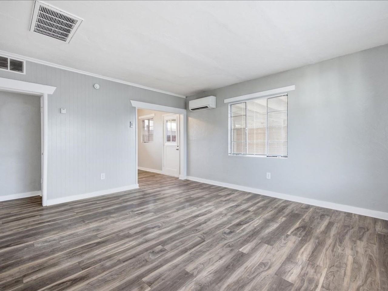 2126 N Forgeus Ave #A - Photo 3 of 19