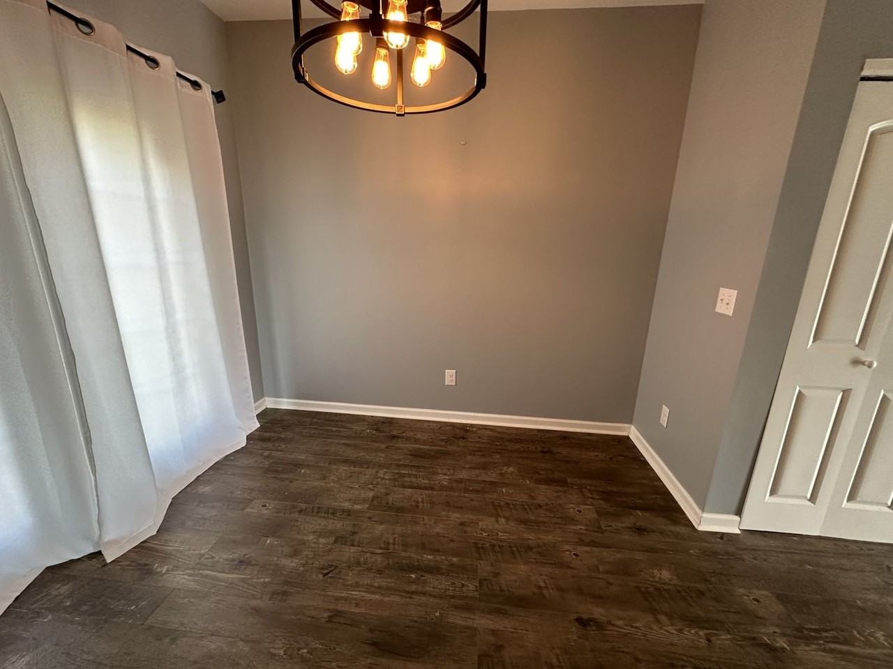 220 Jenna Lee Cir - Photo 7 of 16