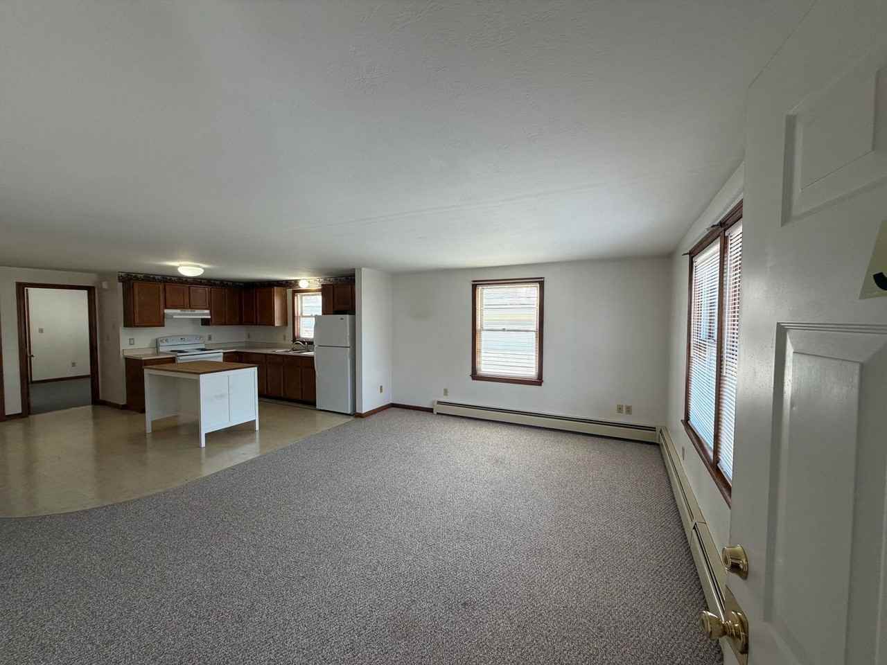 329 Main St - Photo 3 of 9