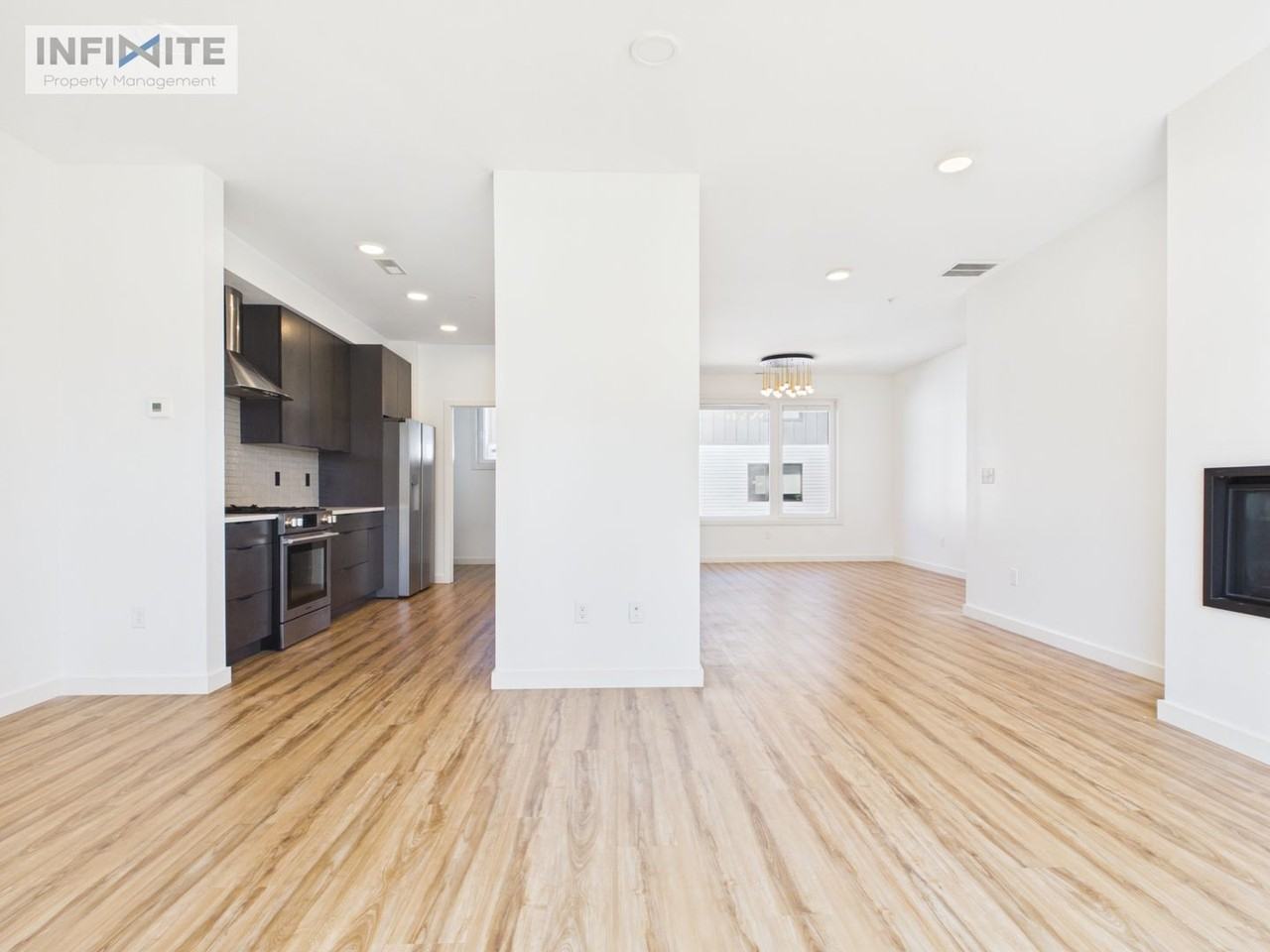546 Enterprise Blvd #14 - Photo 3 of 30