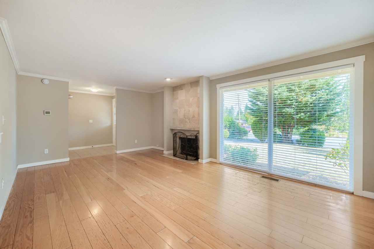 16915 Ne 22nd Pl - Photo 6 of 26