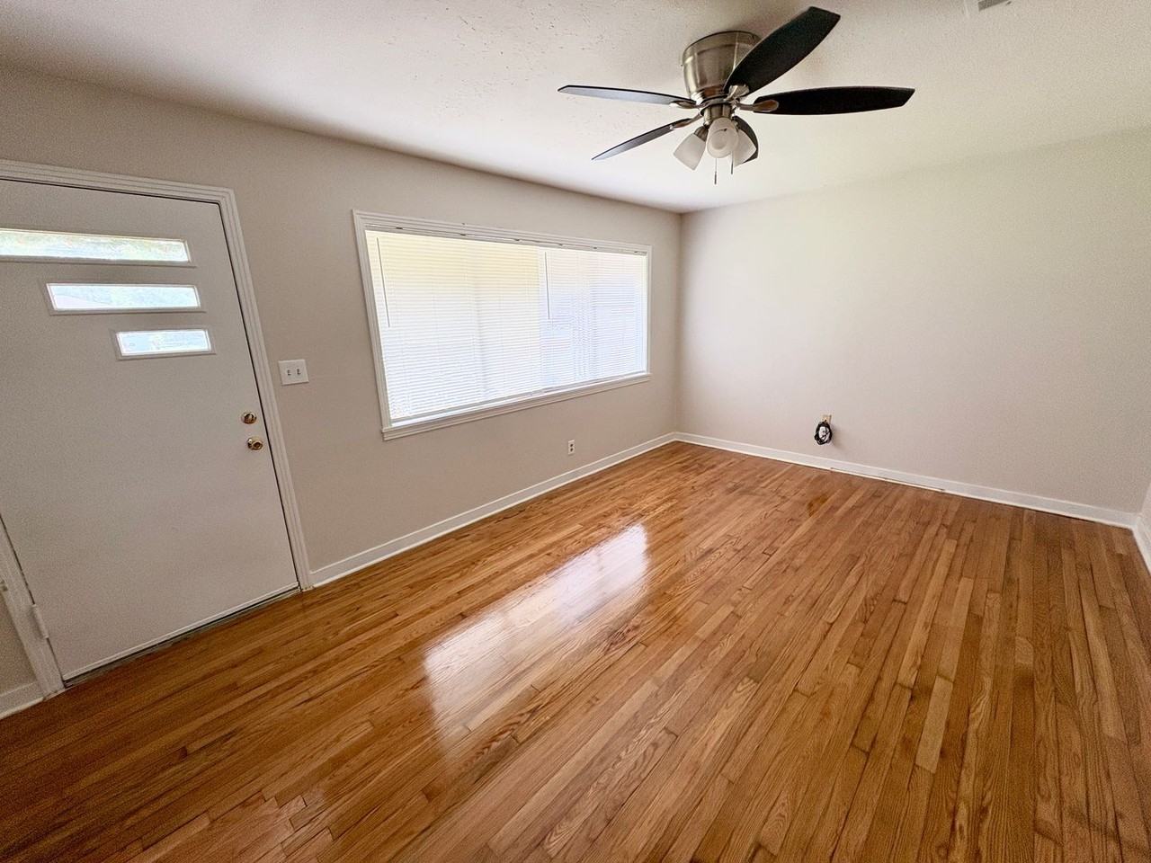 104 Gayden St - Photo 3 of 15