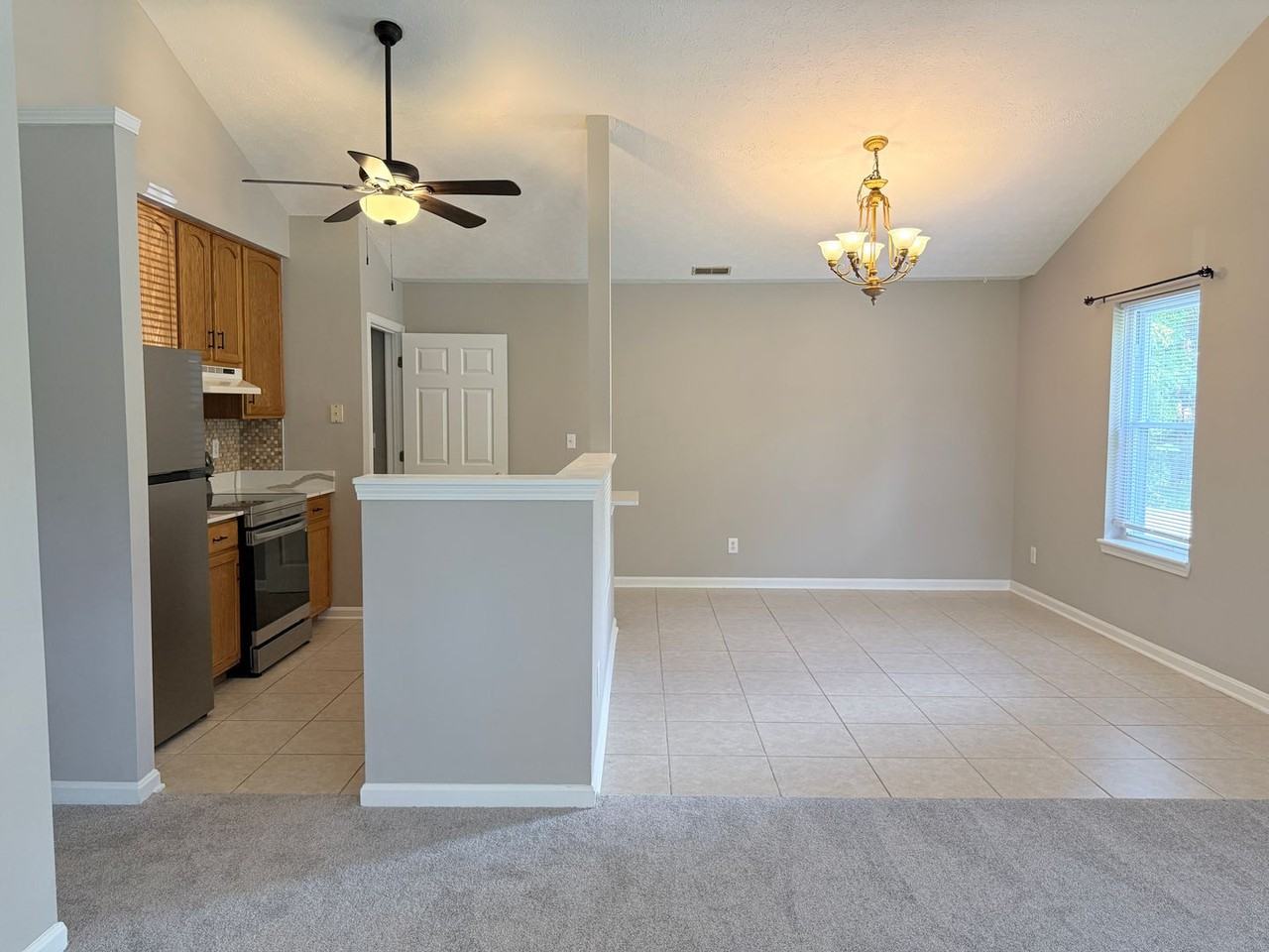 2401 Mona Vista Ct - Photo 3 of 17