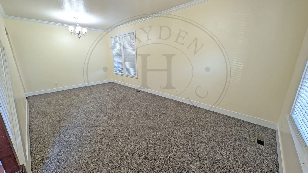 4572 Nw 175th Pl - Photo 5 of 47