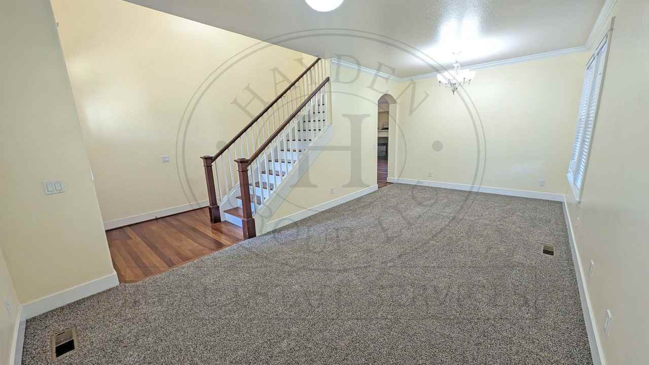 4572 Nw 175th Pl - Photo 6 of 47