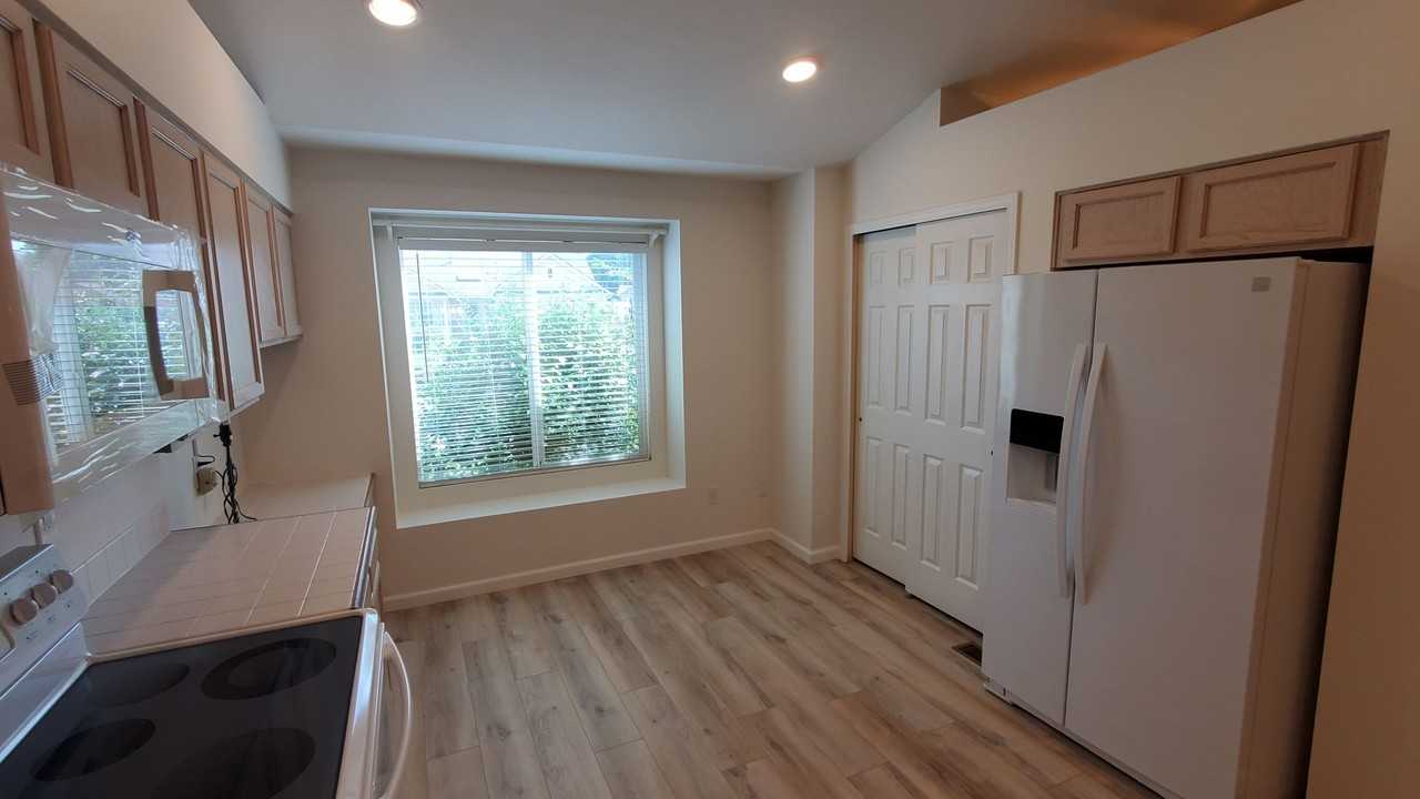 3460 Bexley Dr - Photo 4 of 16