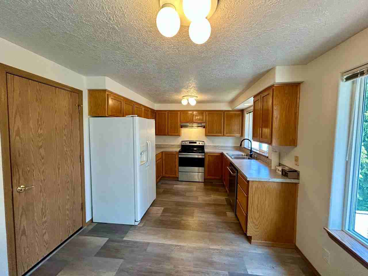 6034 Fircrest St Se - Photo 5 of 22