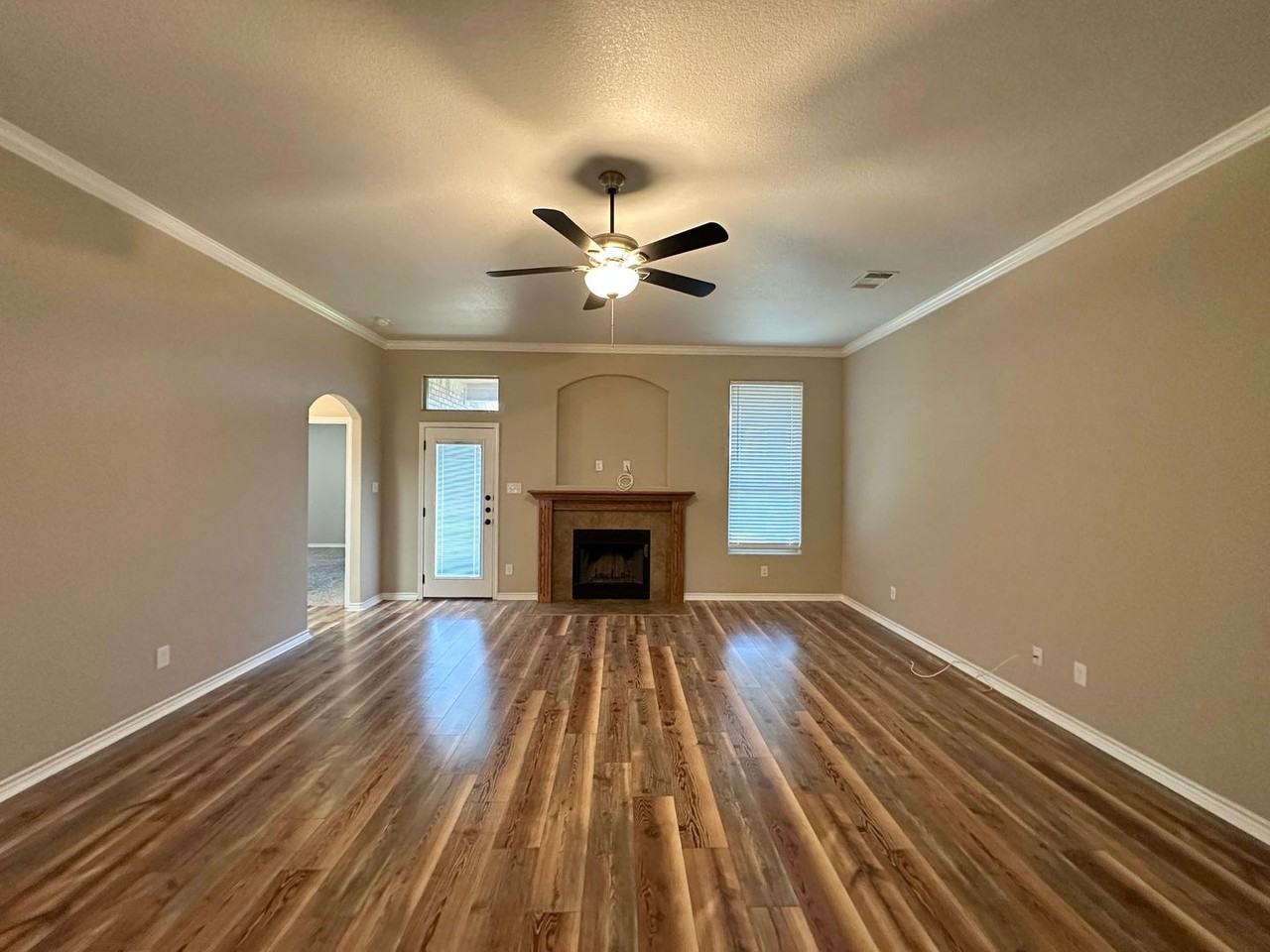 3603 Tatonka Dr - Photo 3 of 38
