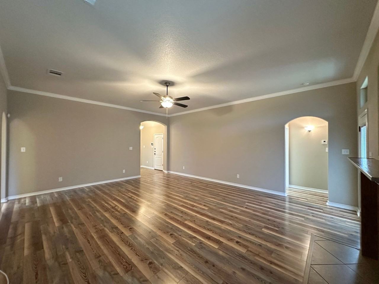 3603 Tatonka Dr - Photo 5 of 38