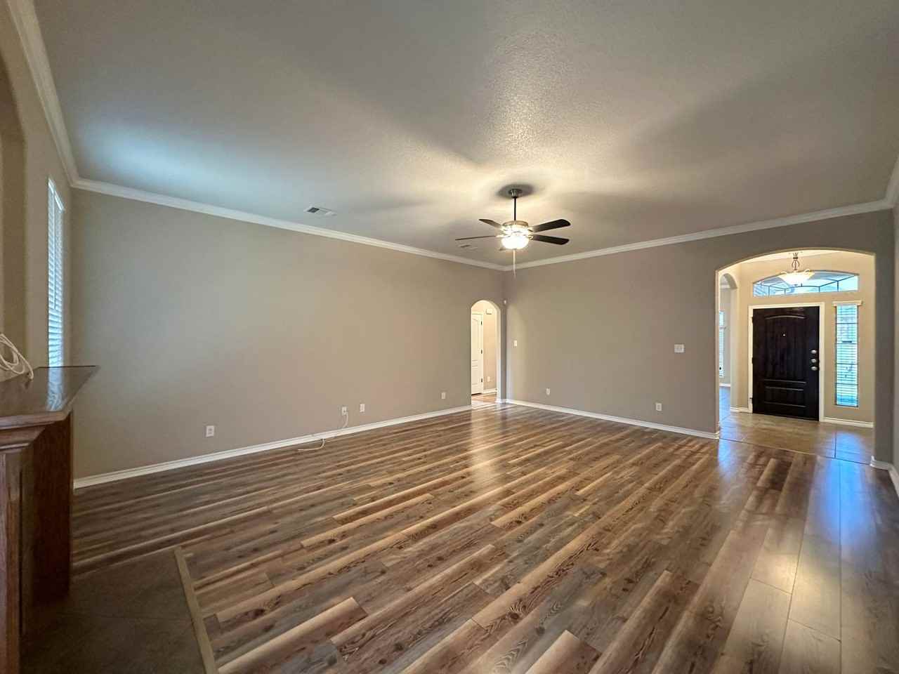 3603 Tatonka Dr - Photo 6 of 38