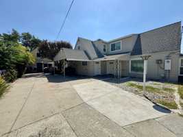 featured image of 3052 Burton Ave