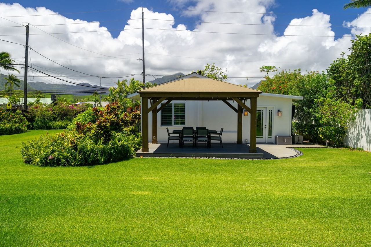 110 N Kalaheo Ave - Photo 2 of 30