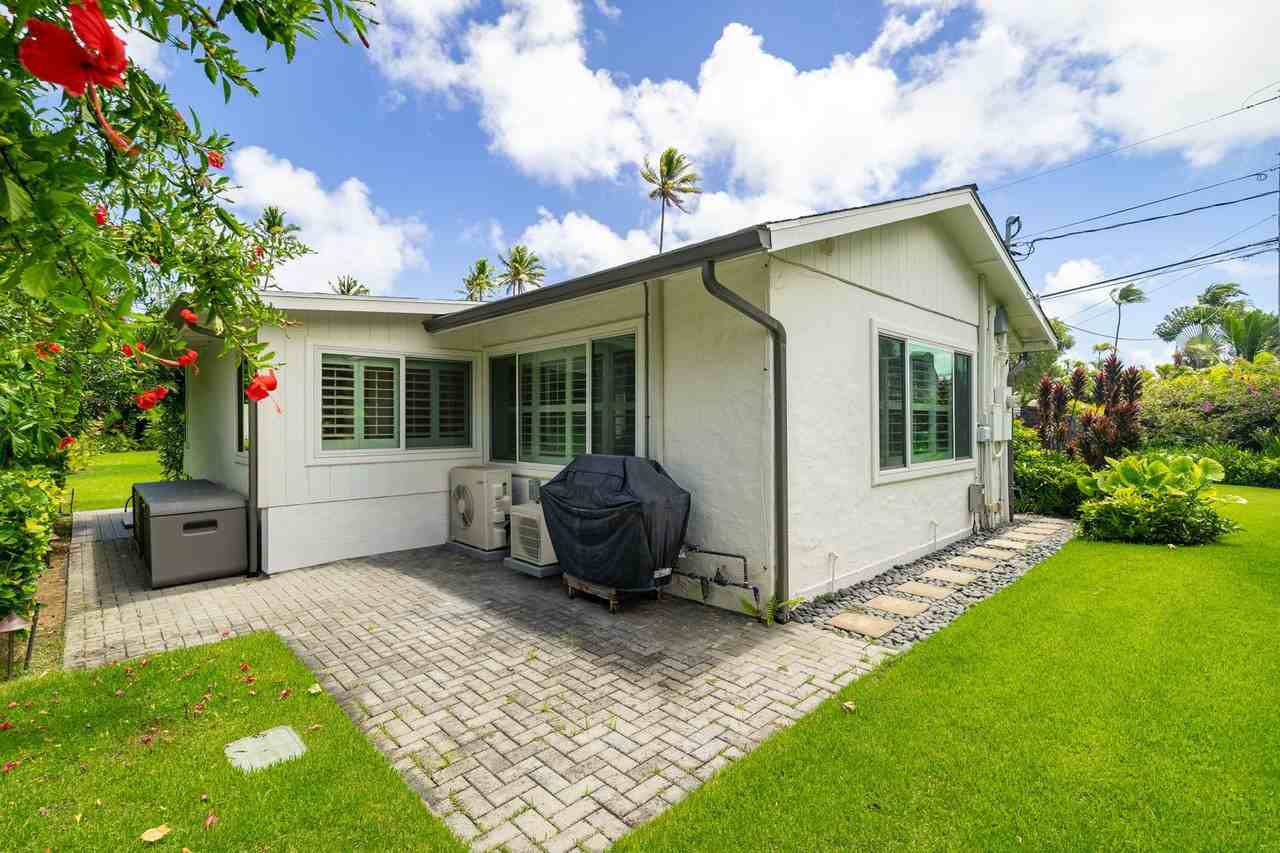 110 N Kalaheo Ave - Photo 7 of 30