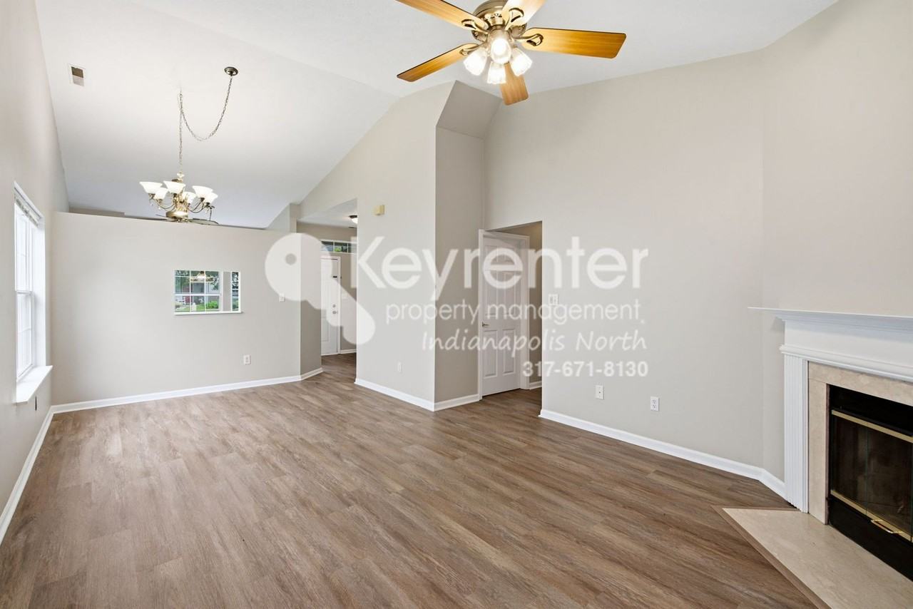 4350 Meadowsweet Ct - Photo 4 of 12