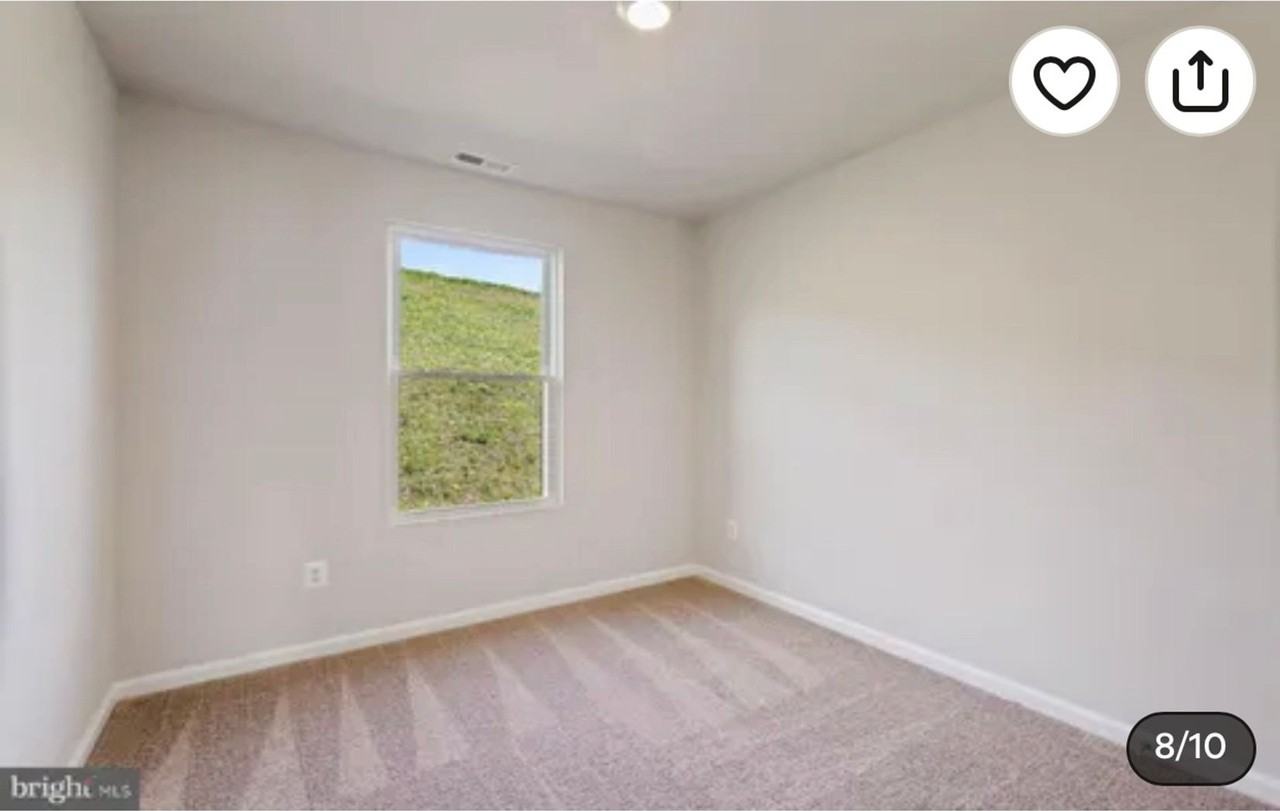 28 Cranston Ct - Photo 7 of 19
