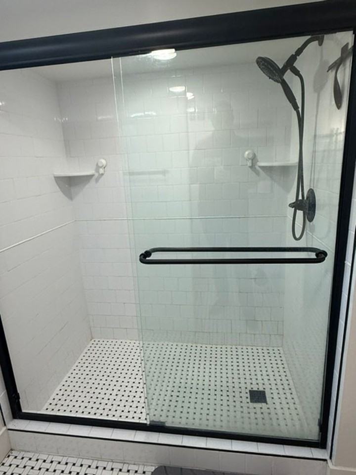 1053 W 500 N - Photo 4 of 15