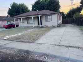 featured image of 3415 Wallace Ave