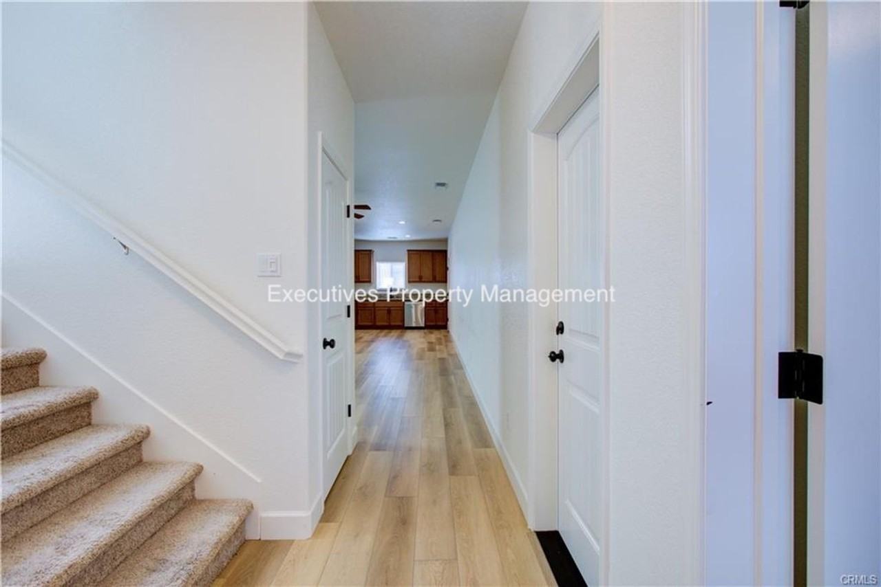 5046 Palisade Ave - Photo 2 of 23