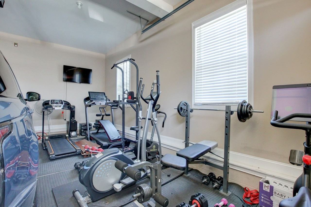 2616 Browning Way - Photo 5 of 50