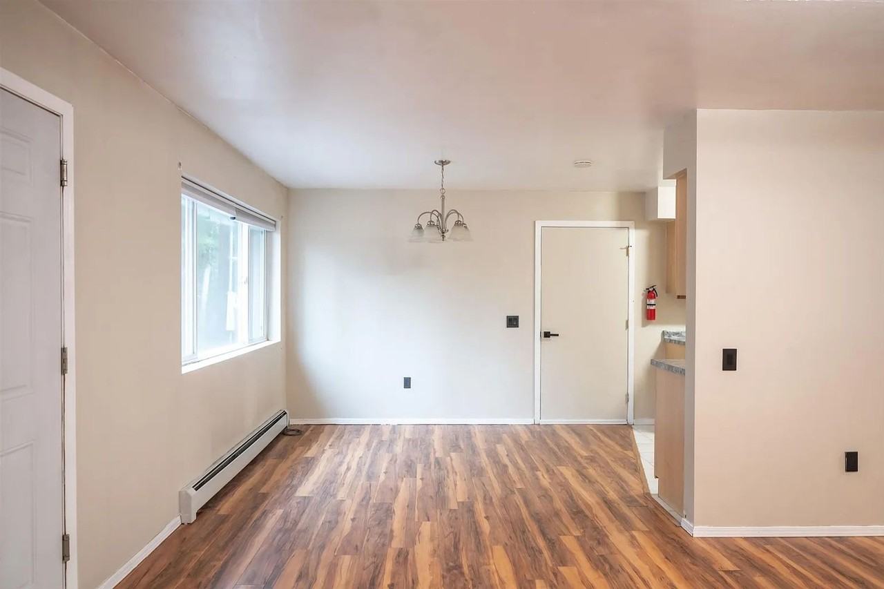 5565 Cottonwood Rd - Photo 3 of 10