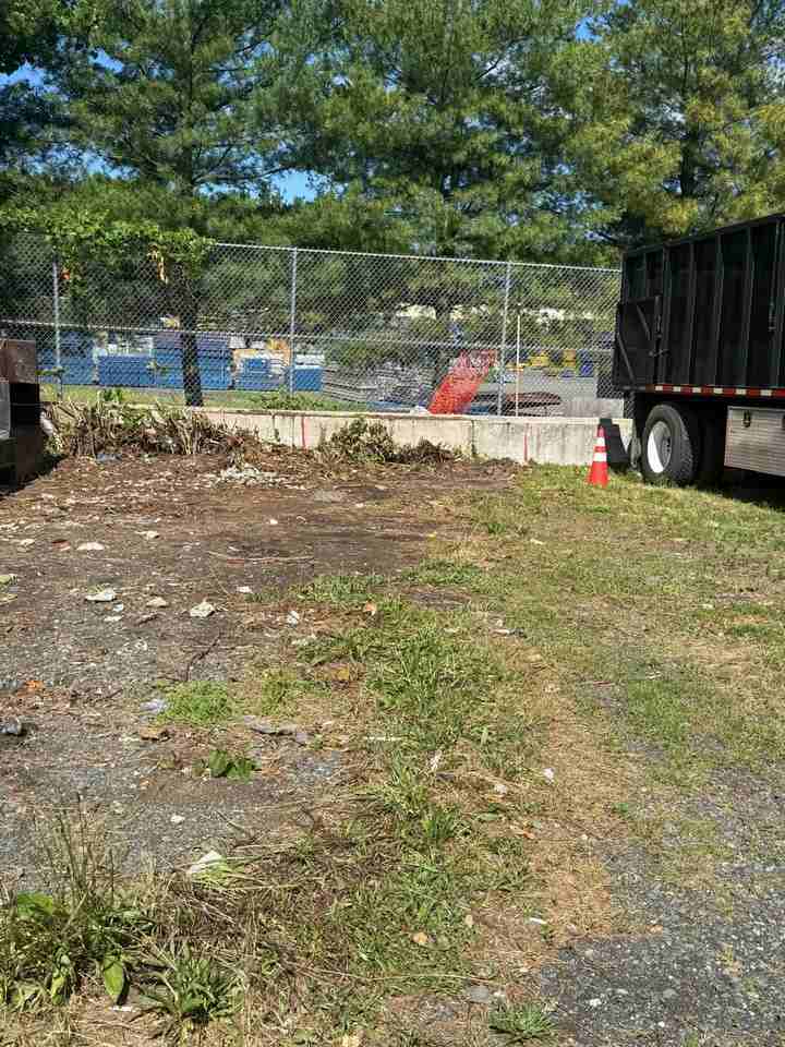 158 North 8th Street - Parking rental 4 - Photo 5 of 8