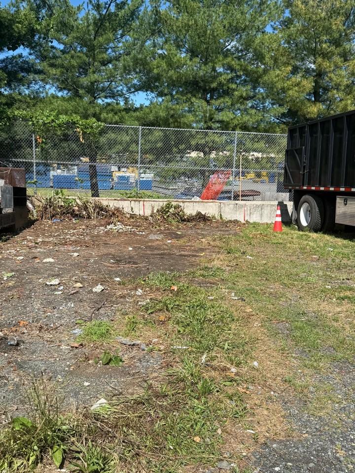 158 North 8th Street - Parking rental 4 - Photo 6 of 8