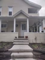 featured image of 74 Mary St #2