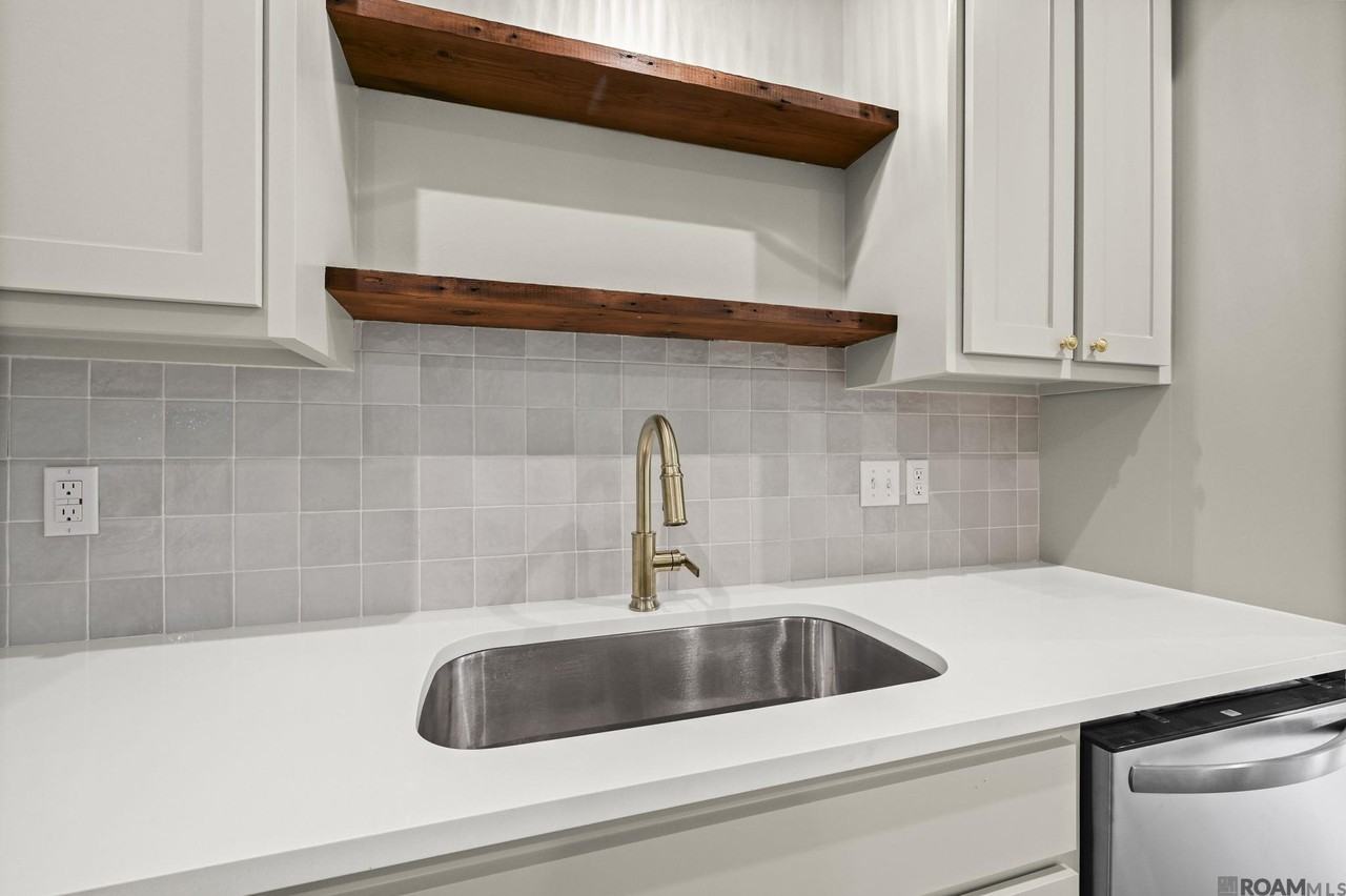 8007 Arnold Road - 6C - 6C #6C - Photo 6 of 14