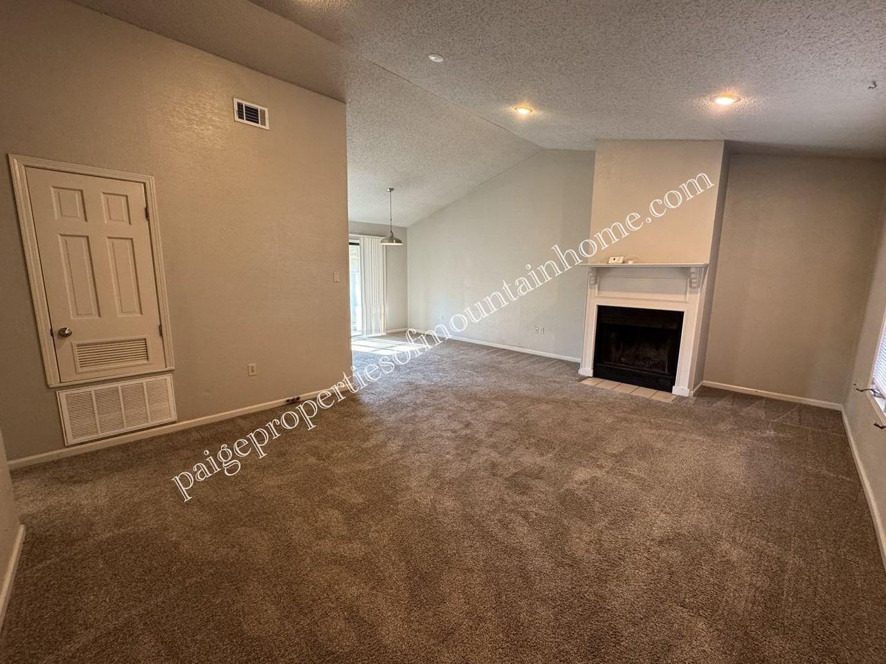 605 Cooper Estates Dr #20 - Photo 2 of 12