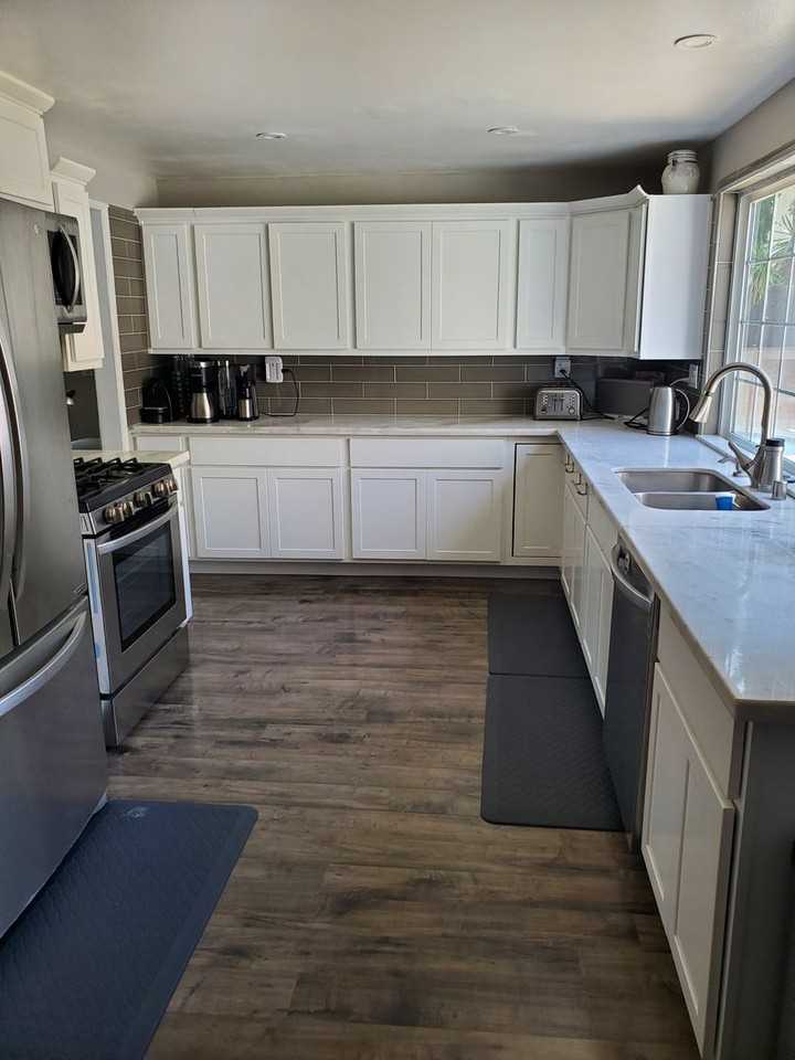 2690 Lee St - Photo 5 of 21