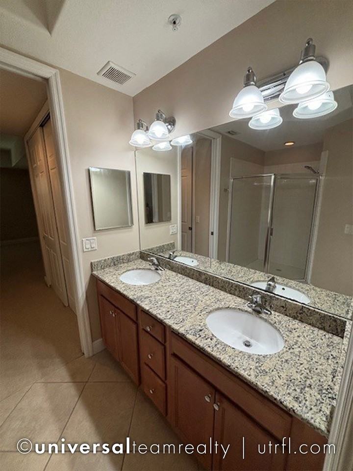 13781 Julias Way #113 - Photo 6 of 17