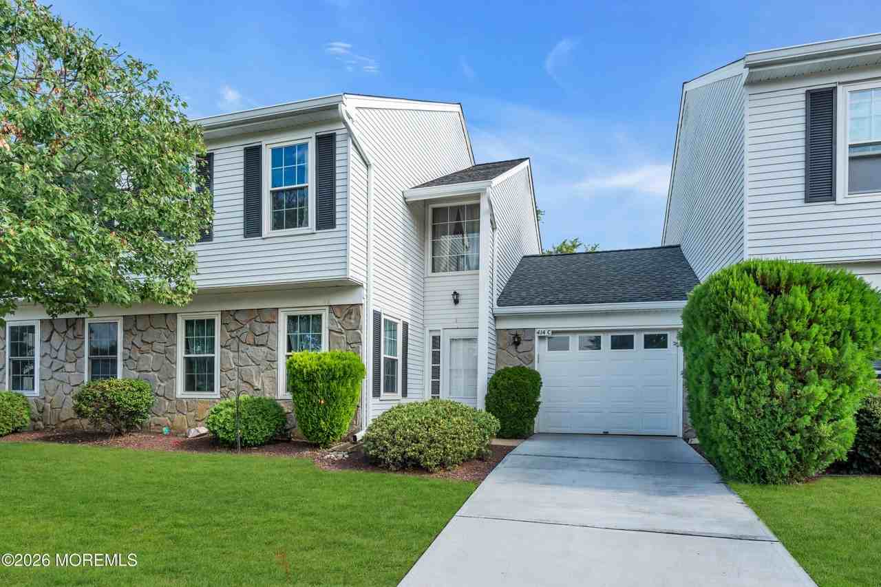 414 Andover Dr #414C - Photo 2 of 34