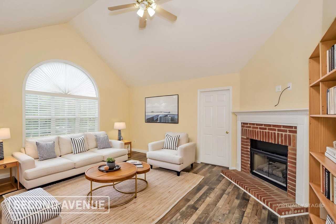430 Eagles Nest Cir - Photo 7 of 15