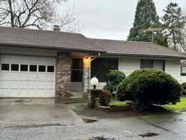 featured image of 605 19th St Ne