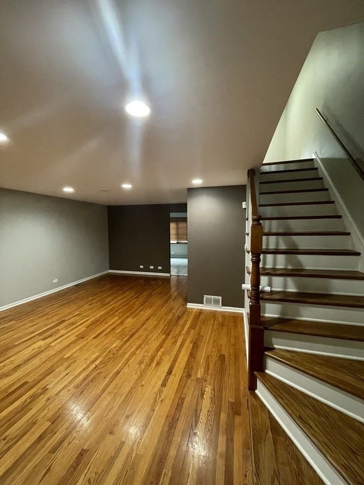 309 Elgin Ave #D - Photo 2 of 11