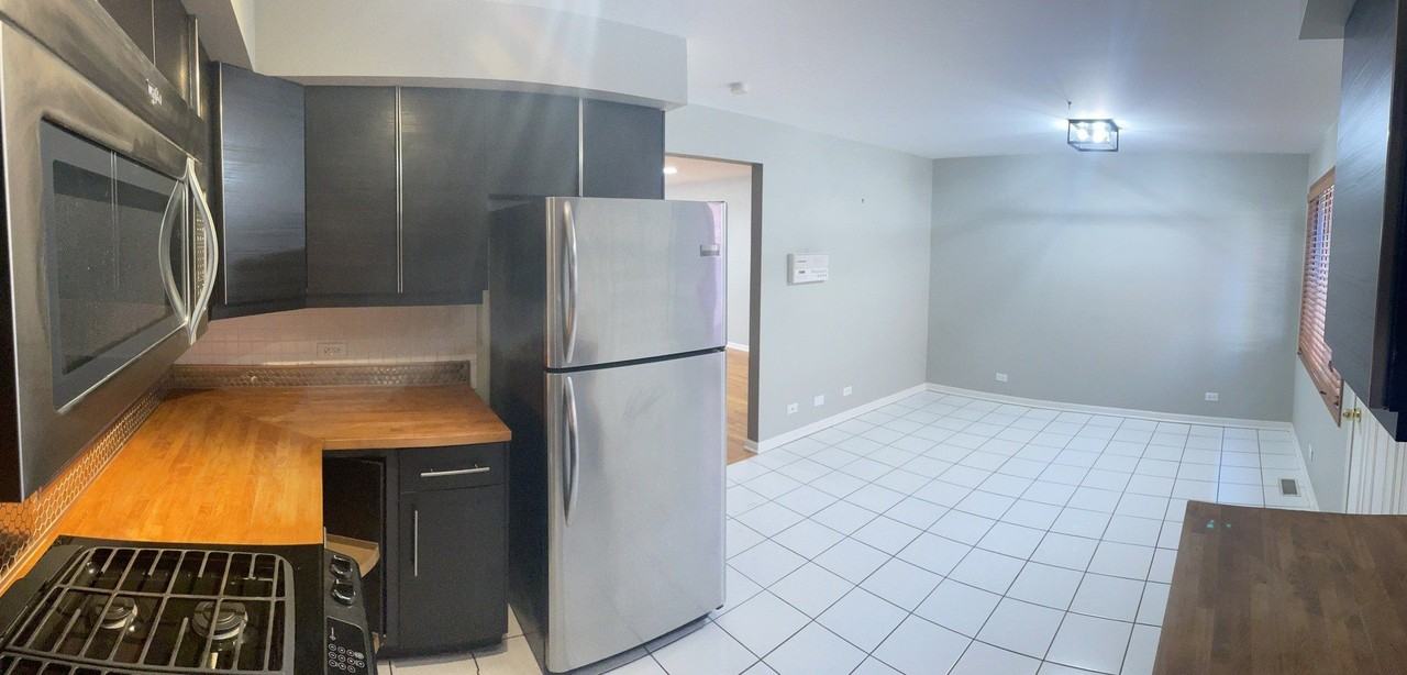 309 Elgin Ave #D - Photo 3 of 11