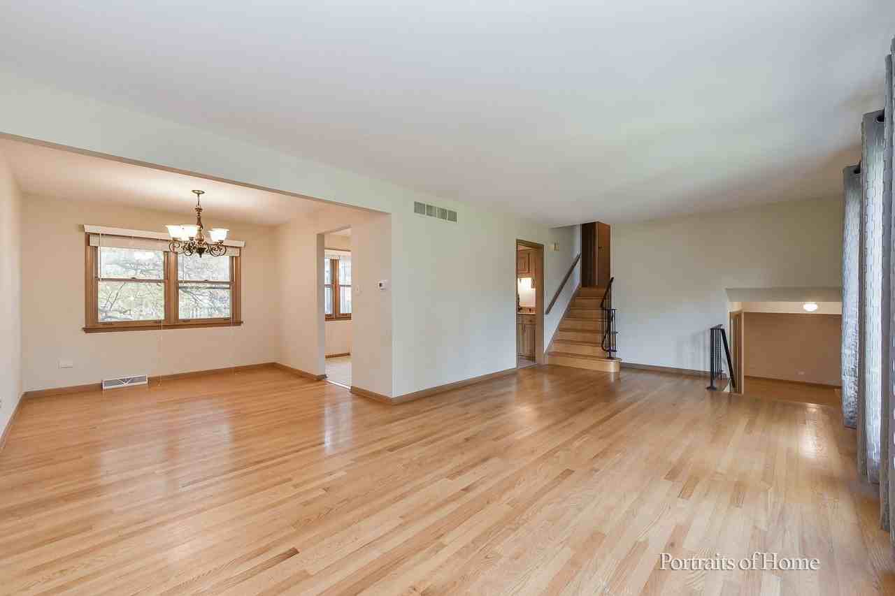 8S122 Washington St - Photo 4 of 27