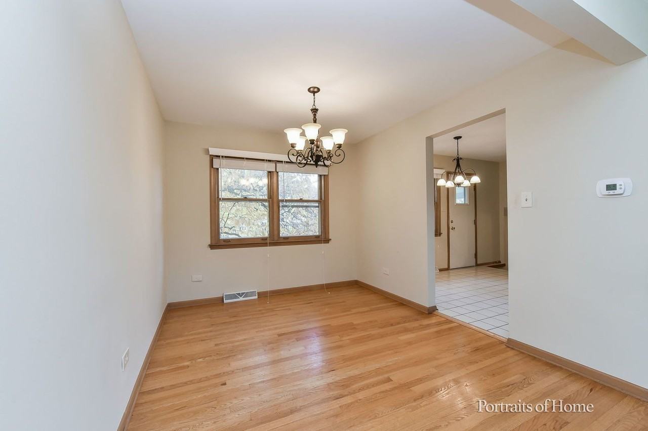8S122 Washington St - Photo 6 of 27