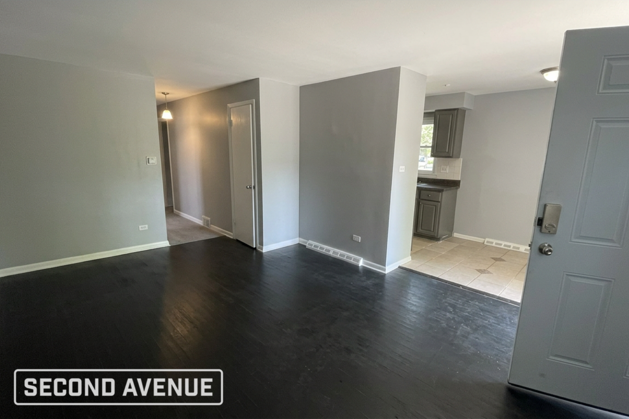 8028 S Union Ave - Photo 3 of 12